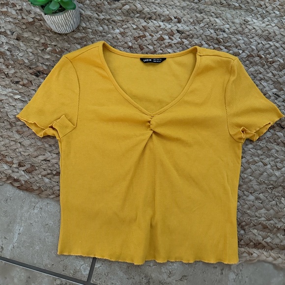 SHEIN Tops - YELLOW KNIT CROP TOP